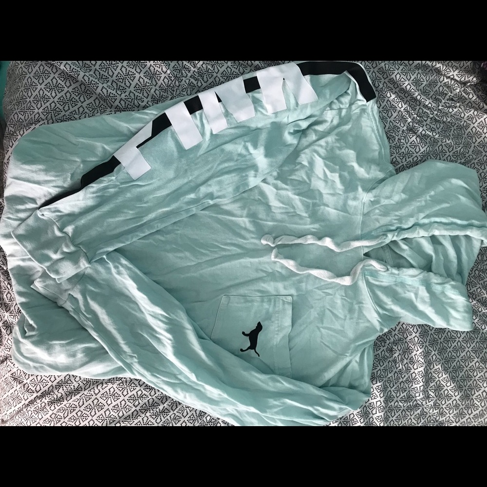 Long sleeve pink hoodie shirt